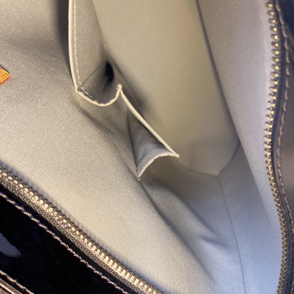 Authentic Louis Vuitton Brentwood tote/shoulder bag Near Pristine ! - Picture 14 of 16